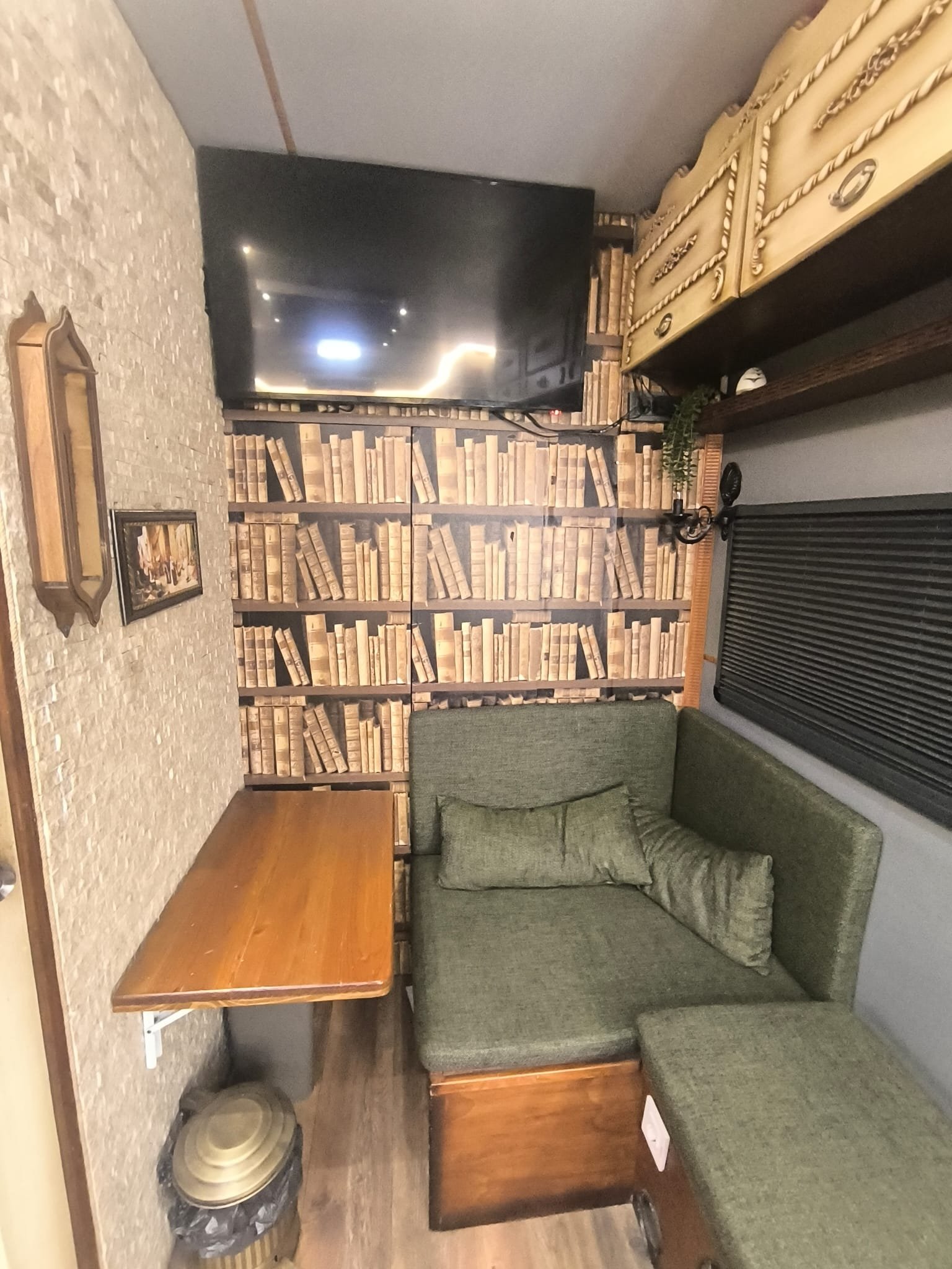 Kulis Karavan İç Mekan